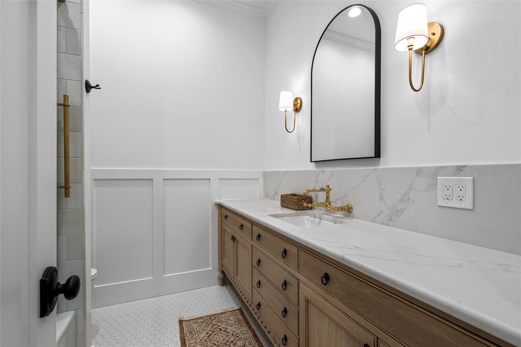 BLUEBONNET ESTATES - Residential