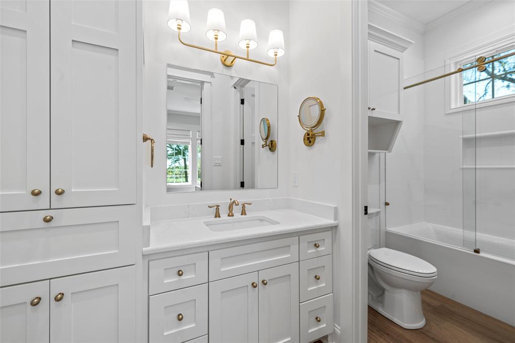 BLUEBONNET ESTATES - Residential