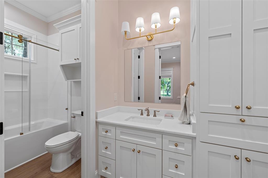 BLUEBONNET ESTATES - Residential