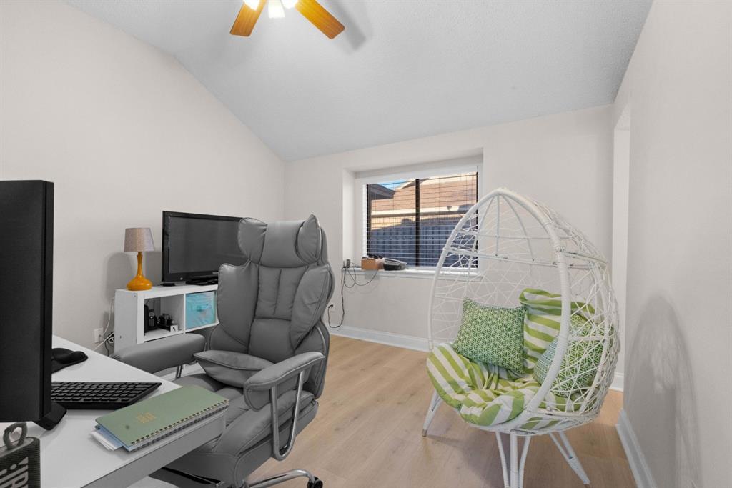 COLLEGE PARK 2 - Residential