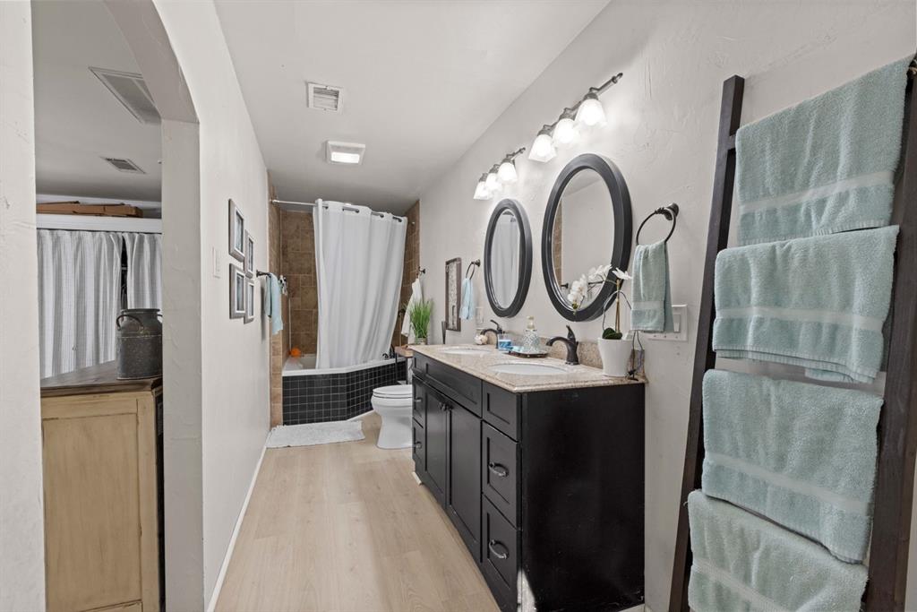 COLLEGE PARK 2 - Residential