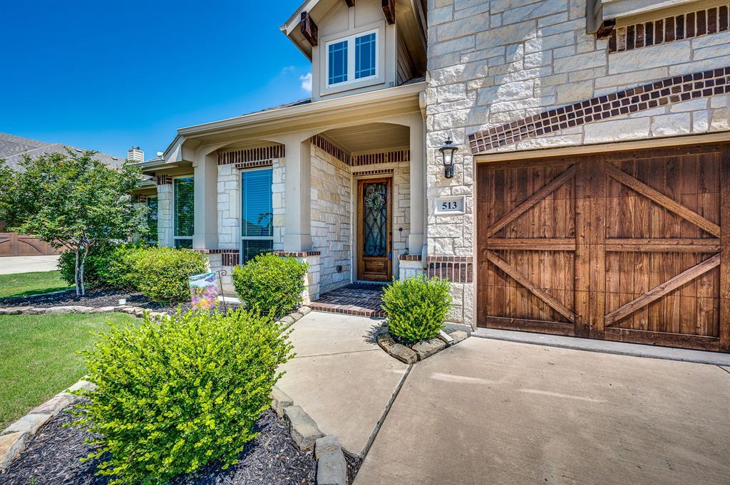 513 Harvest Trail