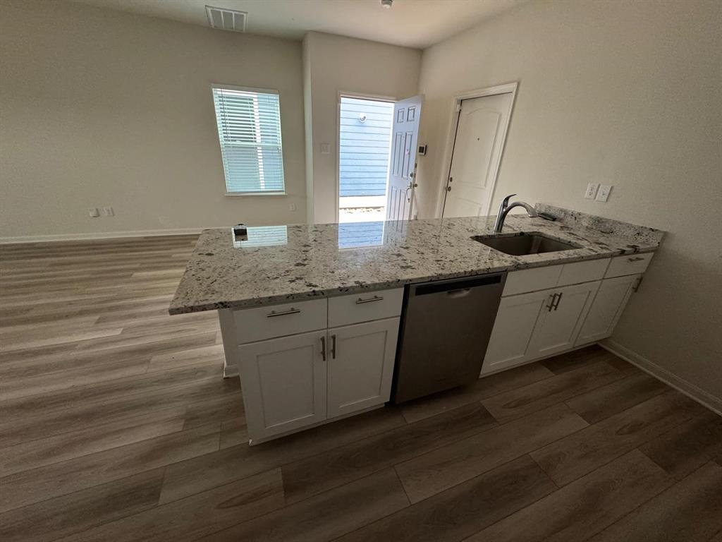 South Park Meadows - Residential Lease