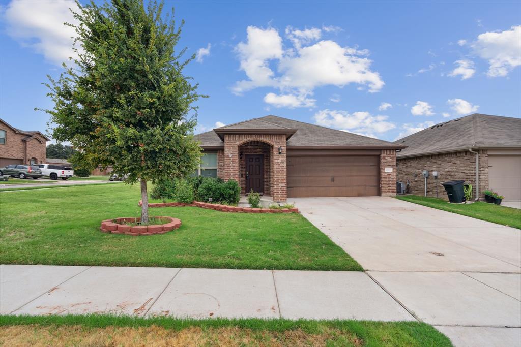View Azle, TX 76020 house