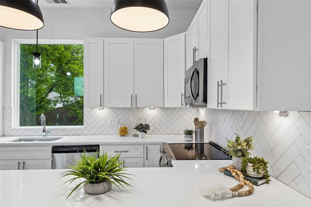 Munger Place - Residential
