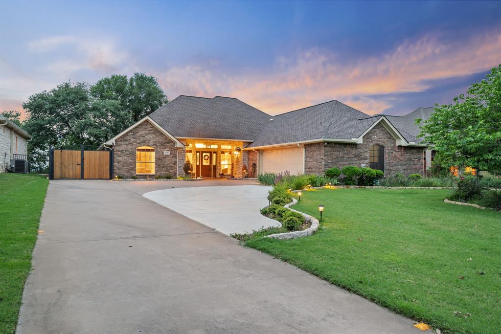 2505 Alta Vista Court