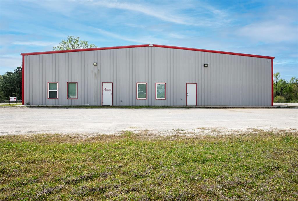 9854 Hwy 271