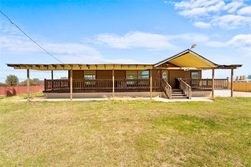HUGE PRICE ADJUSTMENT!!! ...........AMAZING OPPORTUNITY!!! Only one of its kind in Whitney.... Do as your heart
desires with 76 ACRES! Perfect location and there is a cozy mobile home on property, ready for you to add your own
personal touch! Mobile home was placed there about 5 years ago and workshop was built on property around the same
time. **Workshop has water and electricity!** Ideal location, close to town and Lake Whitney but nestled in quiet
community. Don't miss out!