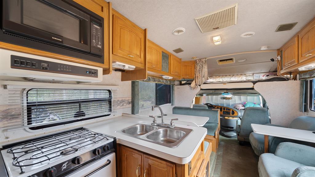 Tbt Rolling Acres - Residential