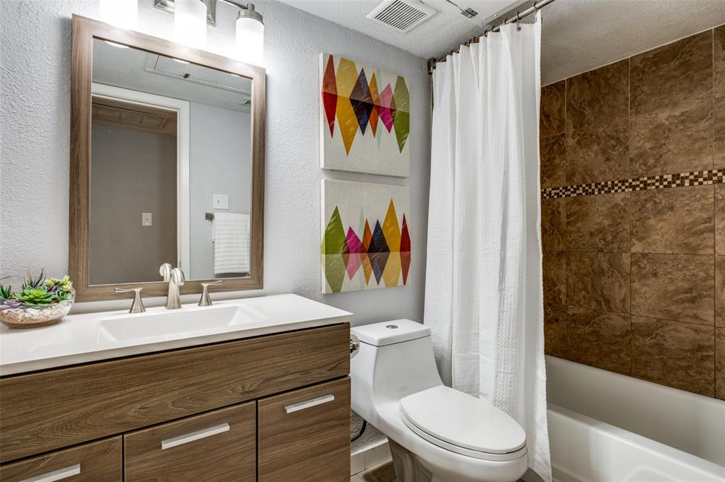 Hartford Condo - Residential