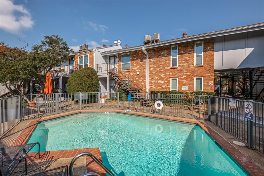 Hartford Condo - Residential