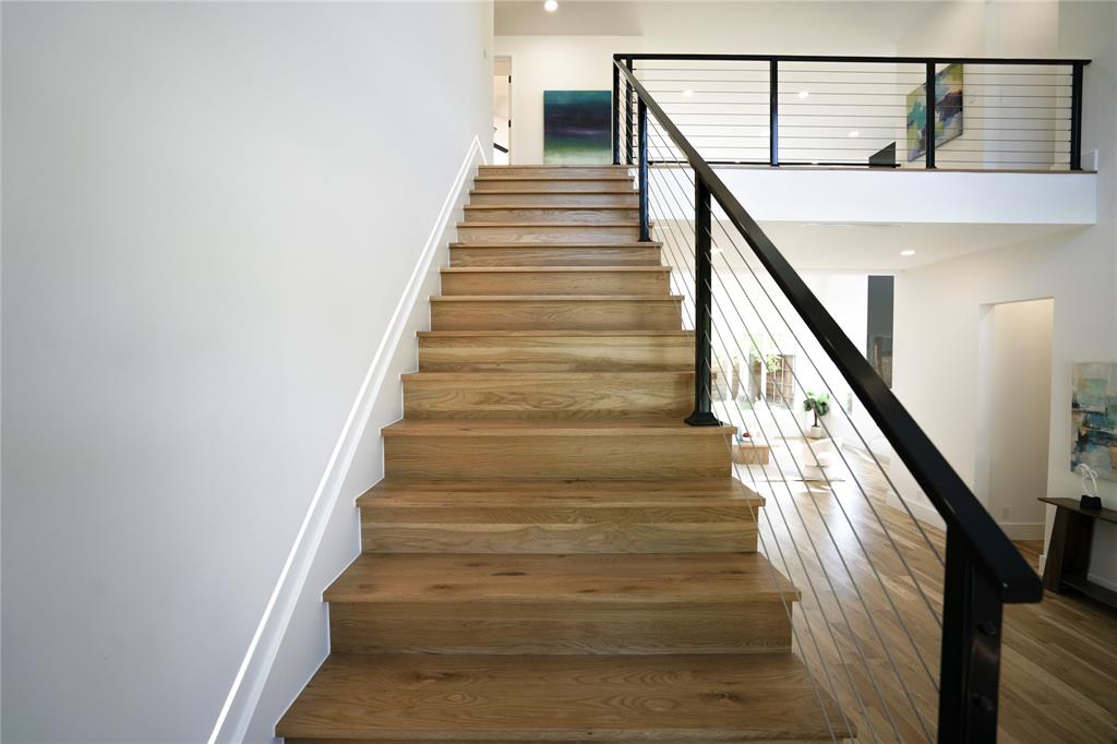 3542 Regent Drive