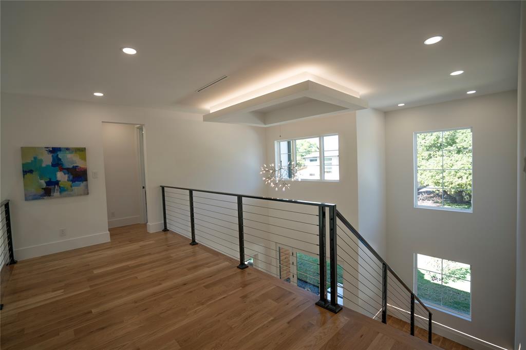 3542 Regent Drive