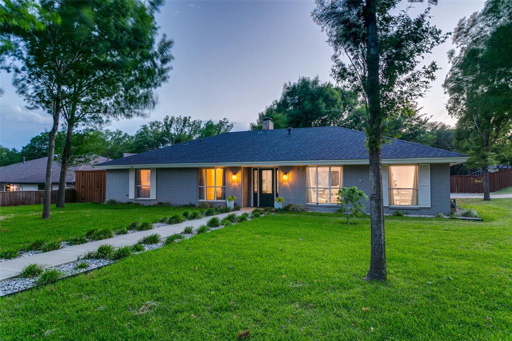1210 Oakwood Trail
