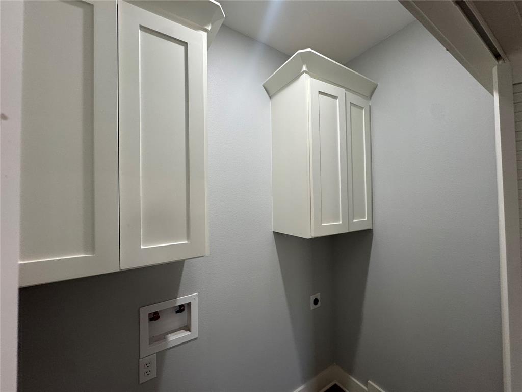 WHITTEN HILL BLOCK 407 LOT 18 - Residential