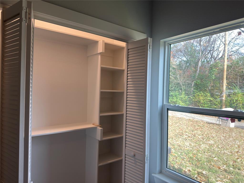 WHITTEN HILL BLOCK 407 LOT 18 - Residential