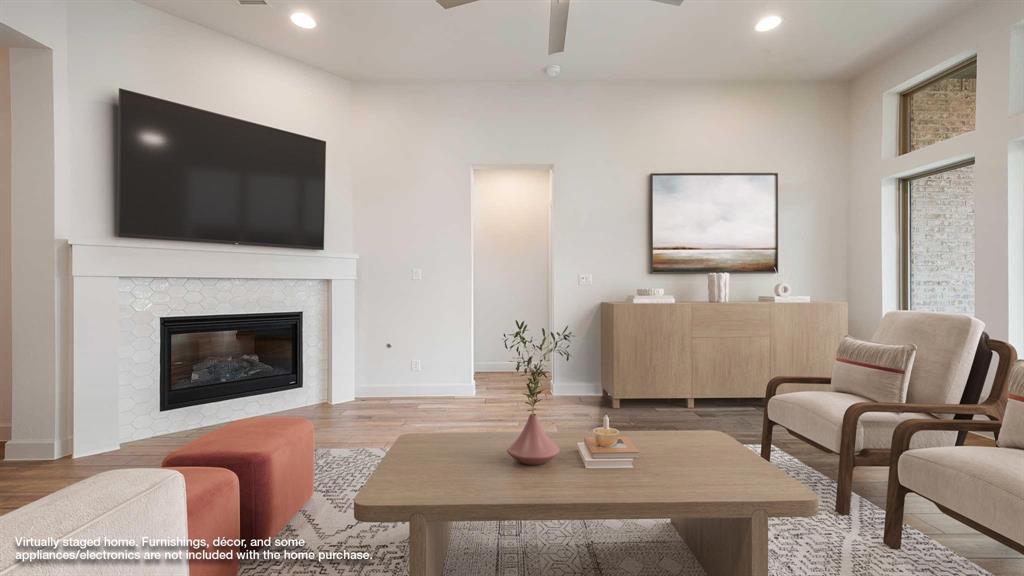 2821 Buckingham Lane