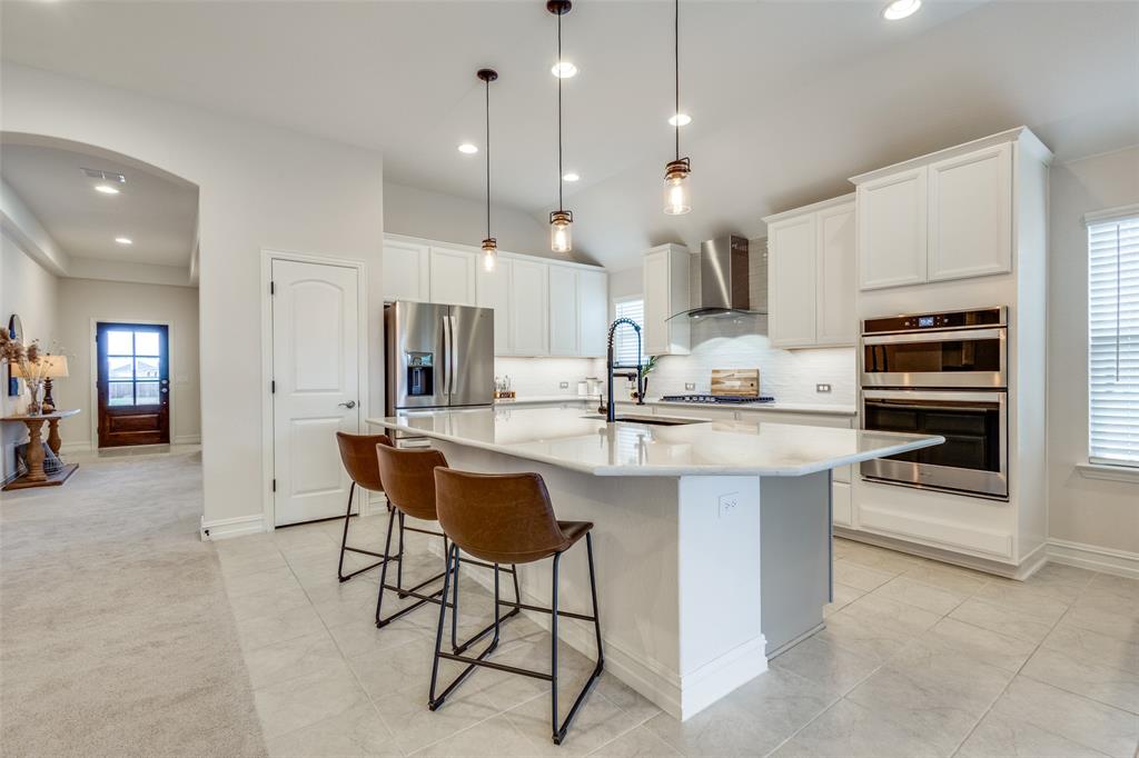 2816 Tobias Lane