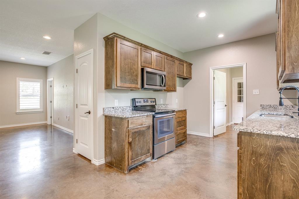 464 Wildwood Lane
