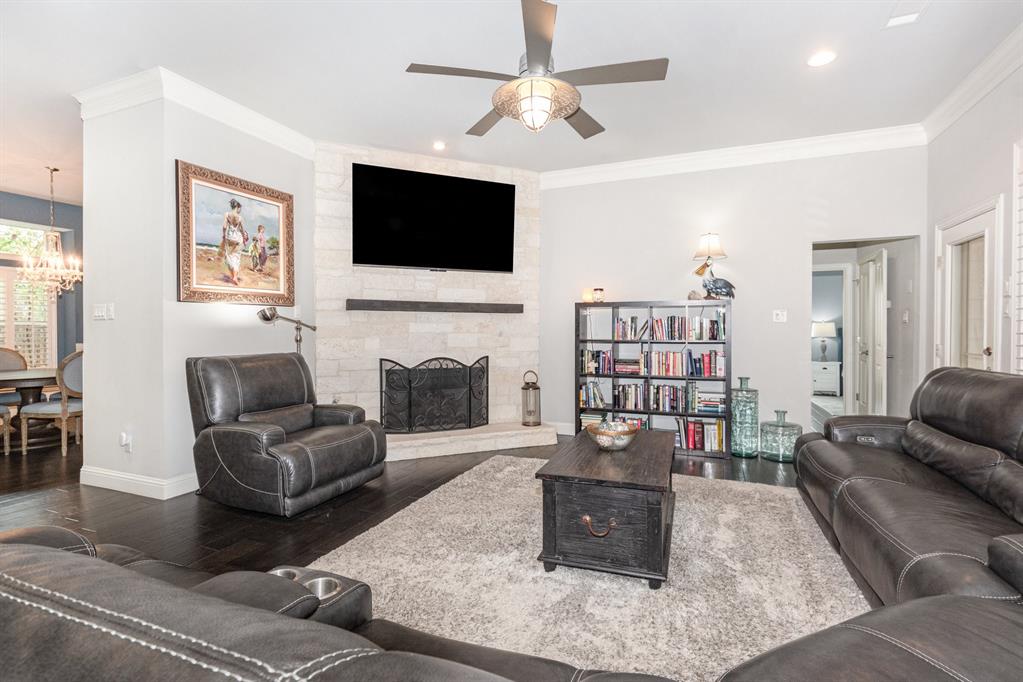 5908 Sandhill Circle