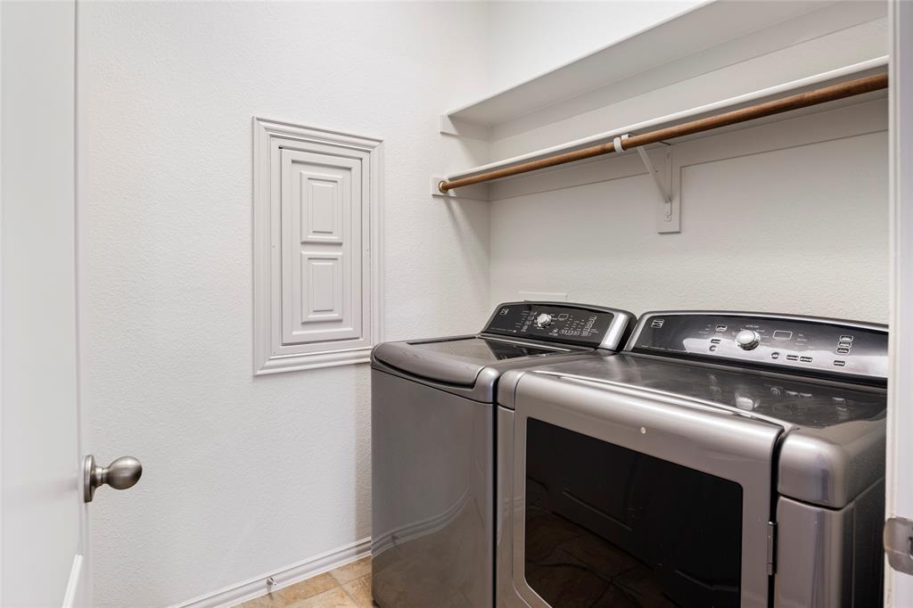 Oaks at North Lakeview, PH 1 - Residential