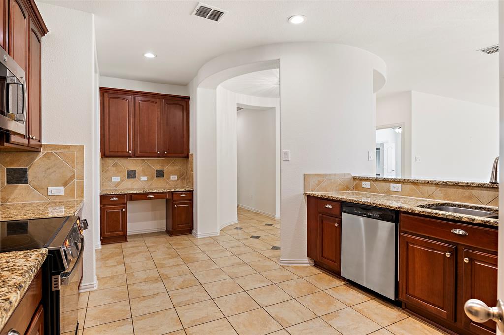 Oaks at North Lakeview, PH 1 - Residential