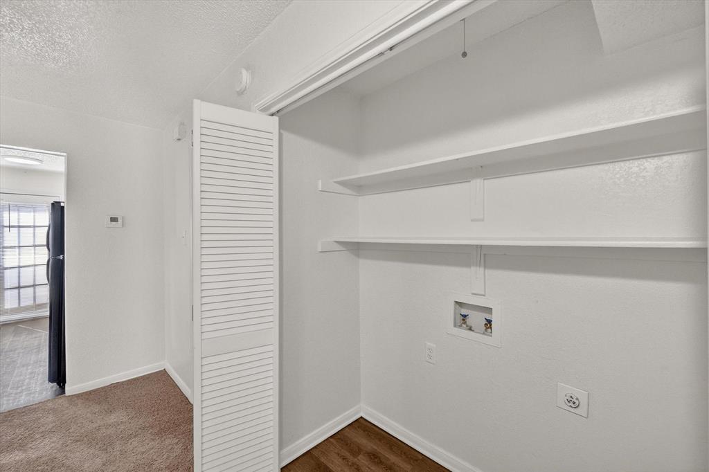 Cloisters Condo The - Residential