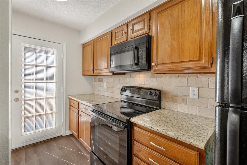 Cloisters Condo The - Residential