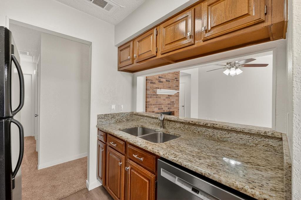 Cloisters Condo The - Residential