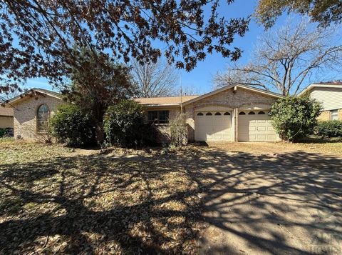 Photo of 704 Meadowlark Circle, Crowley, TX 76036 (MLS # 21208500)
