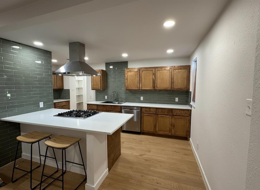 Cloverdale 01 - Residential