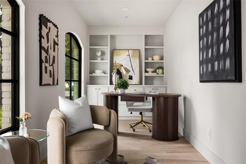 Tiny photo for 4535 Westway Avenue, Highland Park, TX 75205 (MLS # 21292497)