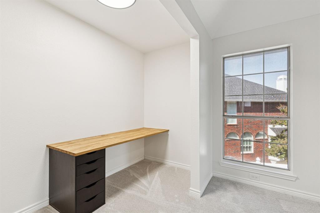 BRIARHILL ESTATES 3 - Residential