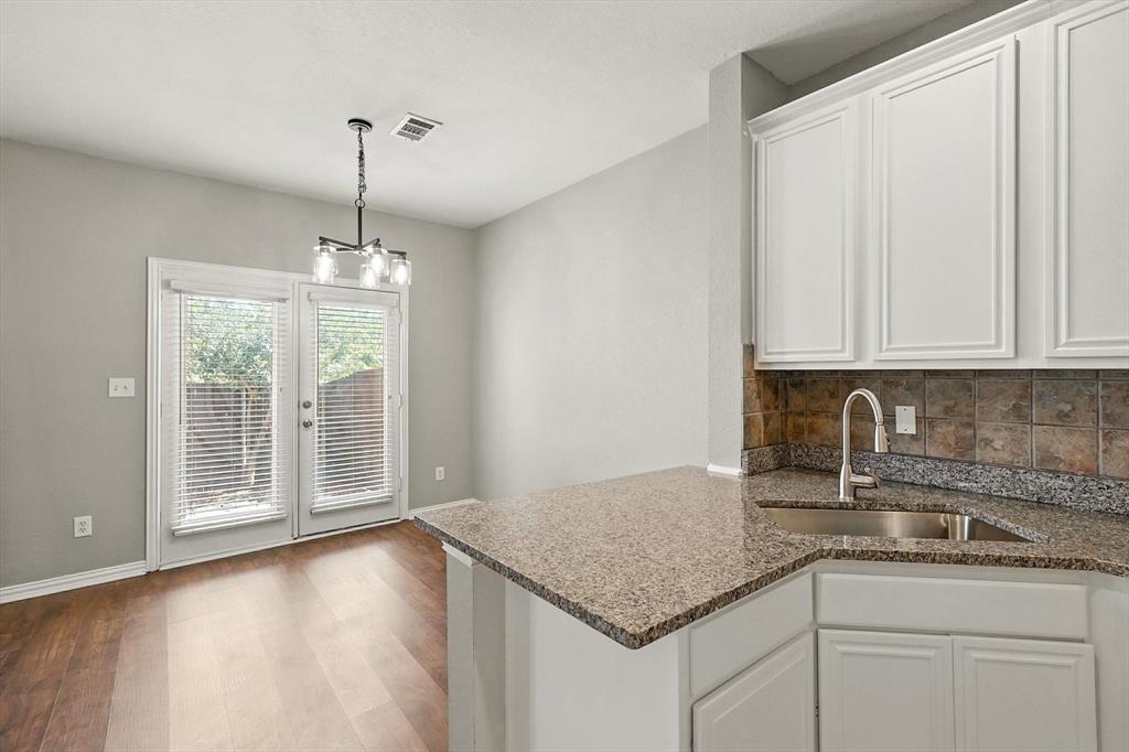 PASQUINELLIS GLENRIDGE ESTATES - Residential Lease