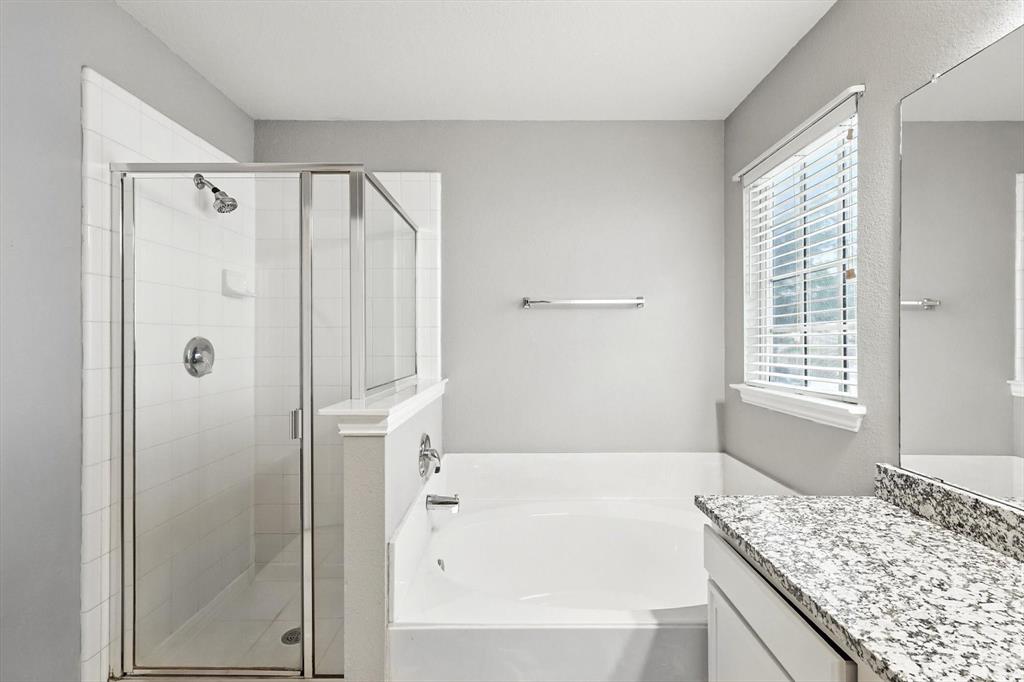 PASQUINELLIS GLENRIDGE ESTATES - Residential Lease