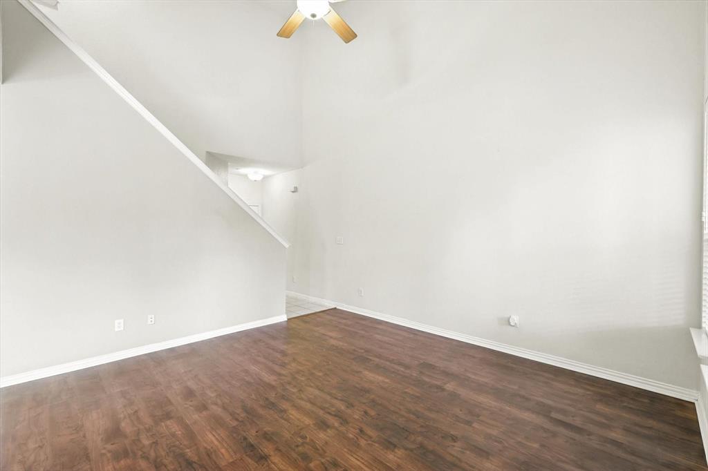 PASQUINELLIS GLENRIDGE ESTATES - Residential Lease