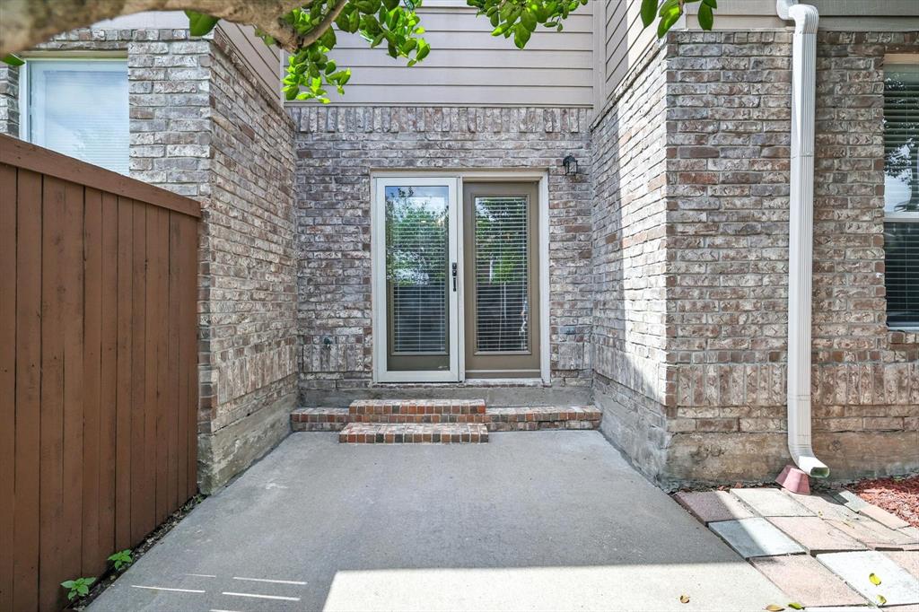 PASQUINELLIS GLENRIDGE ESTATES - Residential Lease