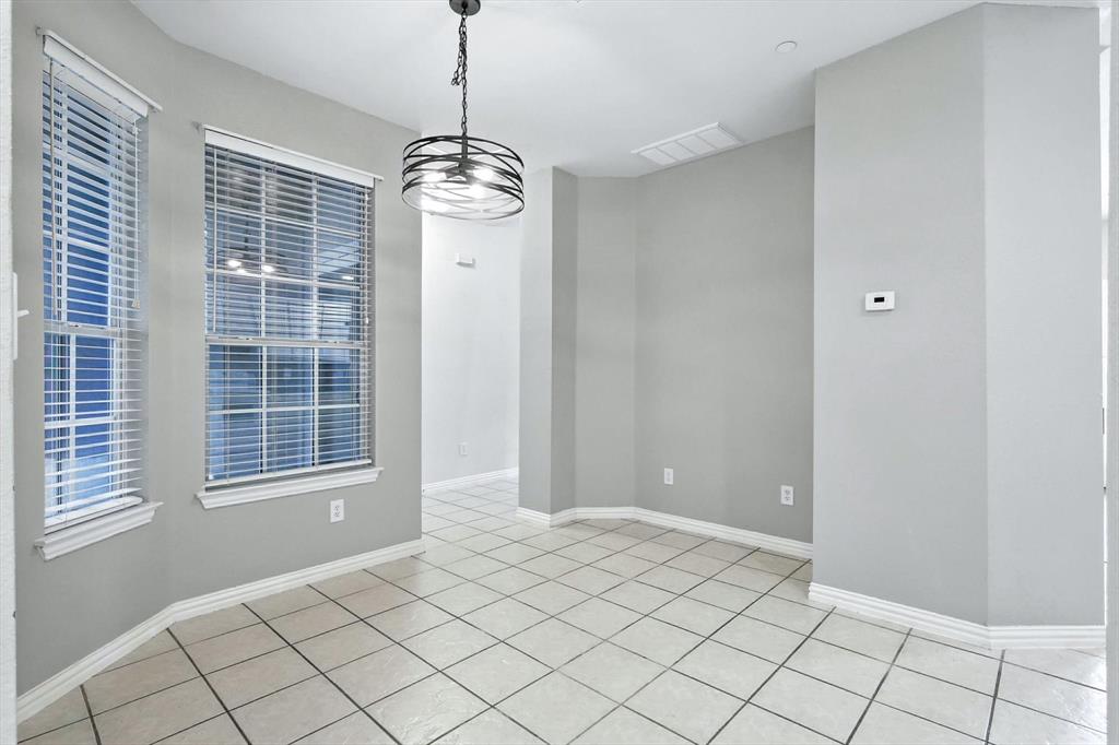 PASQUINELLIS GLENRIDGE ESTATES - Residential Lease