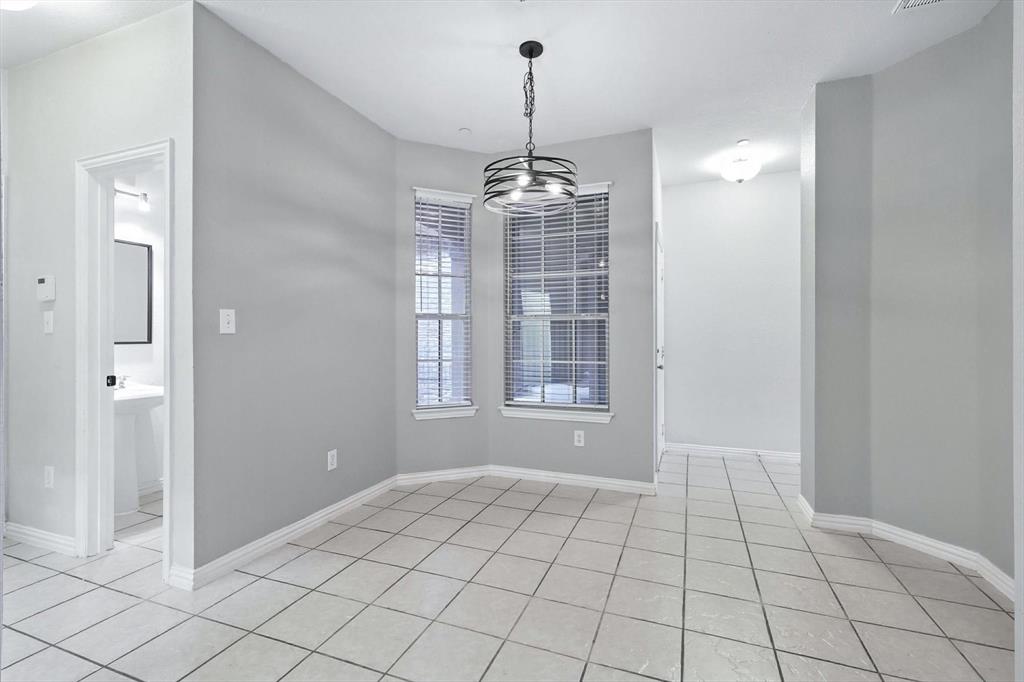 PASQUINELLIS GLENRIDGE ESTATES - Residential Lease