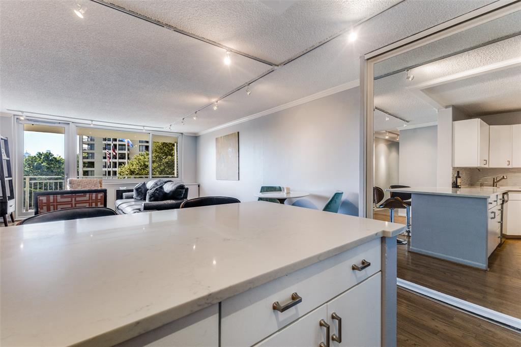 Twenty 01 Turtle Crk Condo - Residential Lease