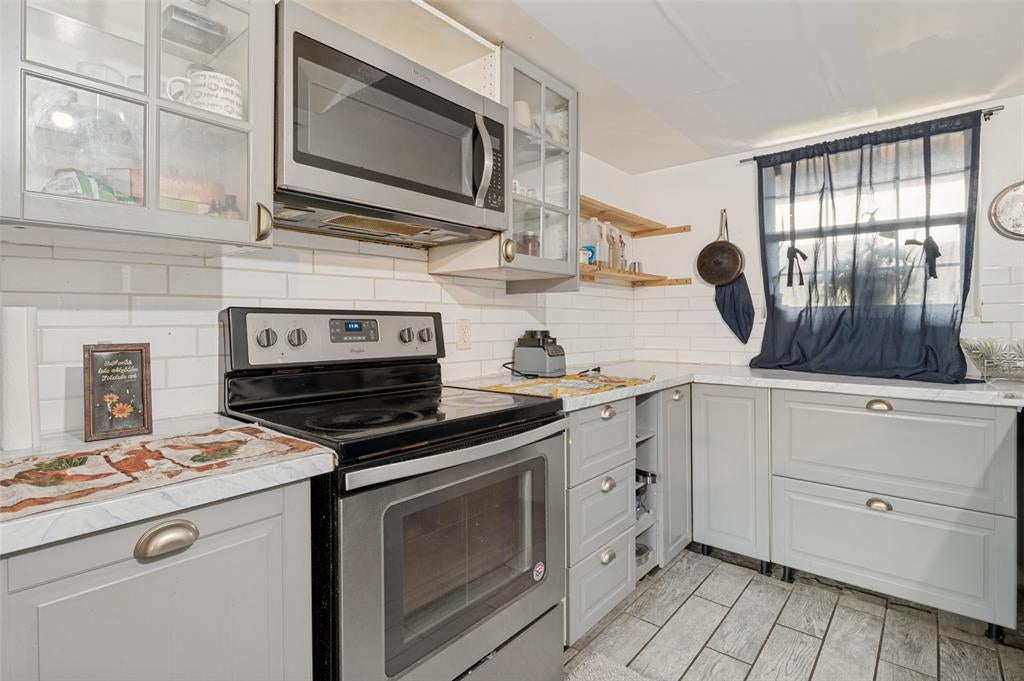 1402 S Carrier Parkway 202