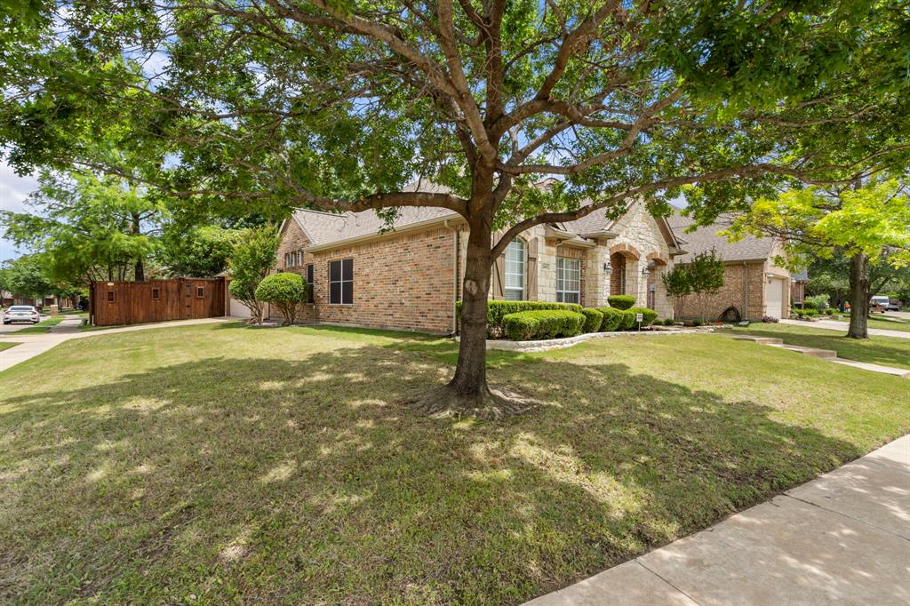 2404 Windgate Lane
