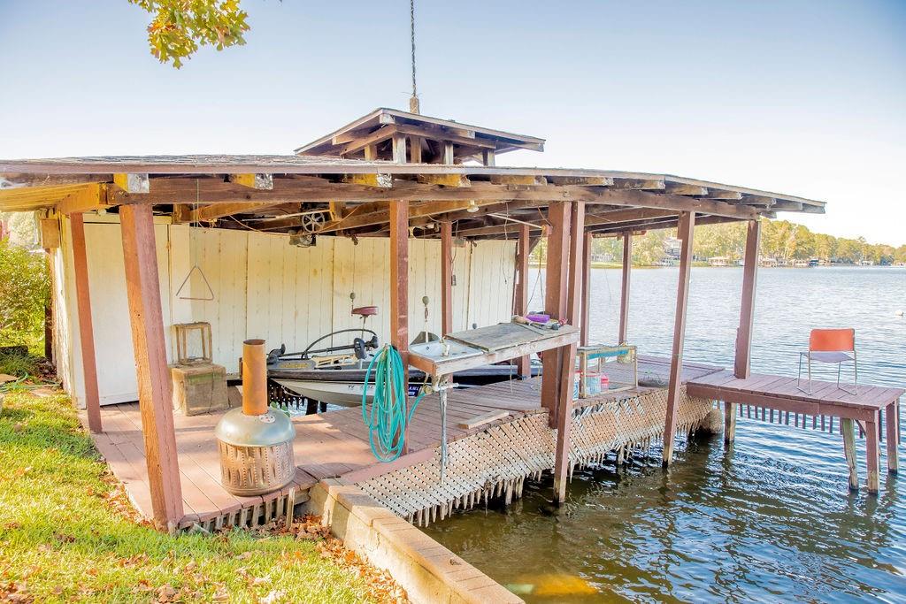 Hideaway LAke - Residential