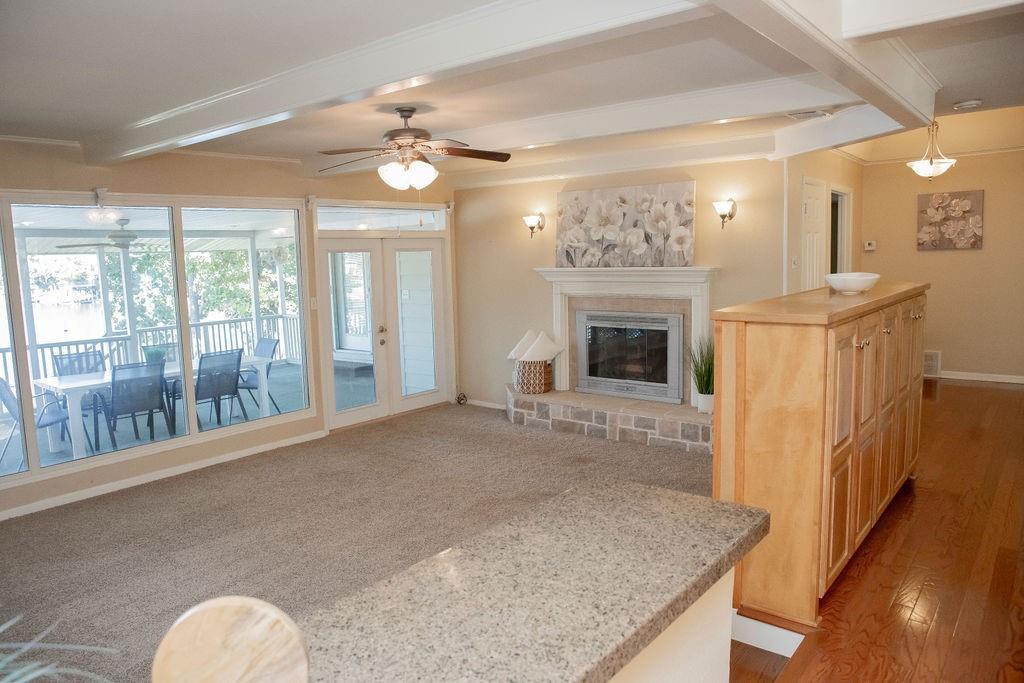 Hideaway LAke - Residential