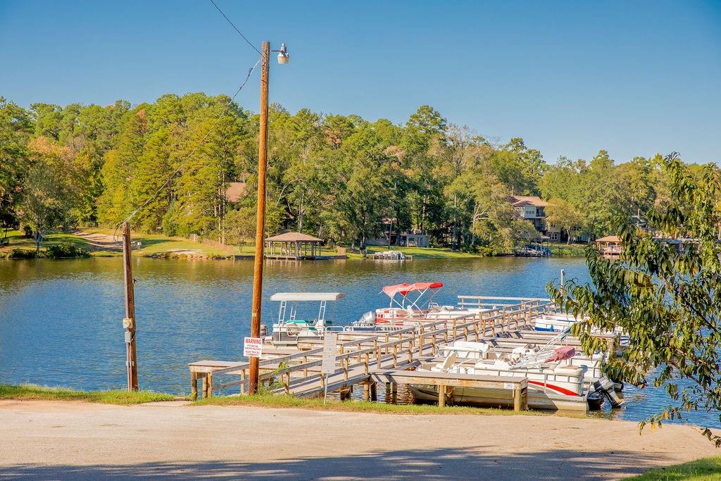 Hideaway LAke - Residential