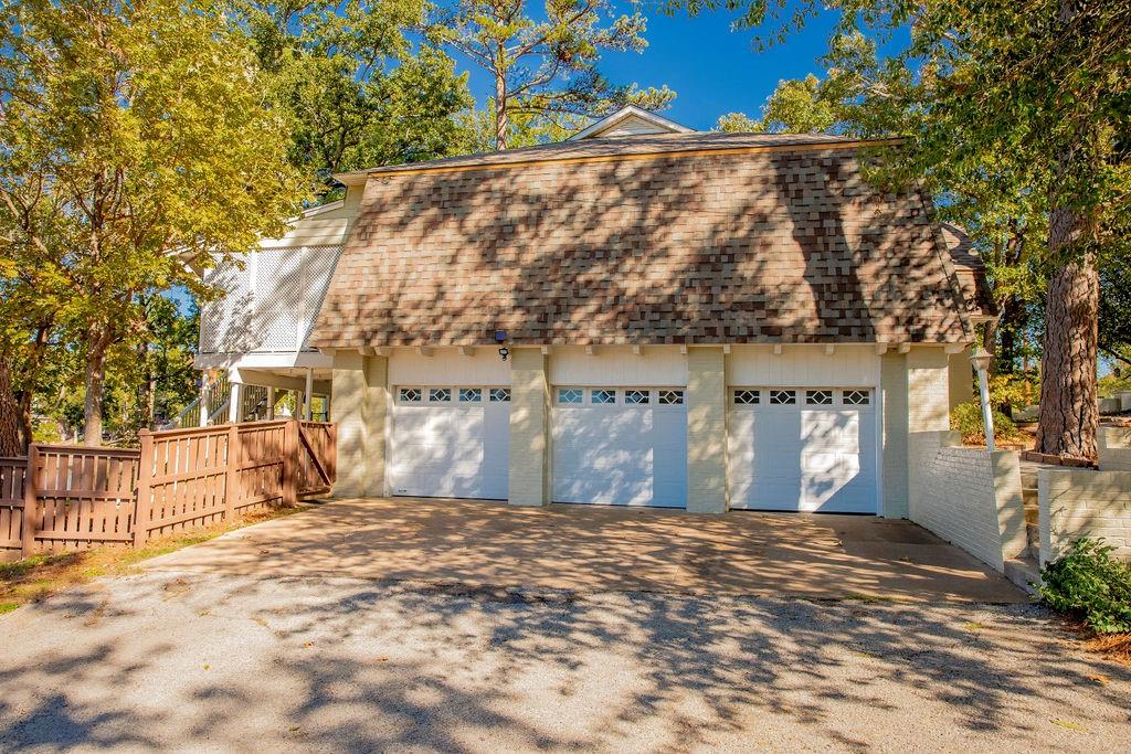 Hideaway LAke - Residential