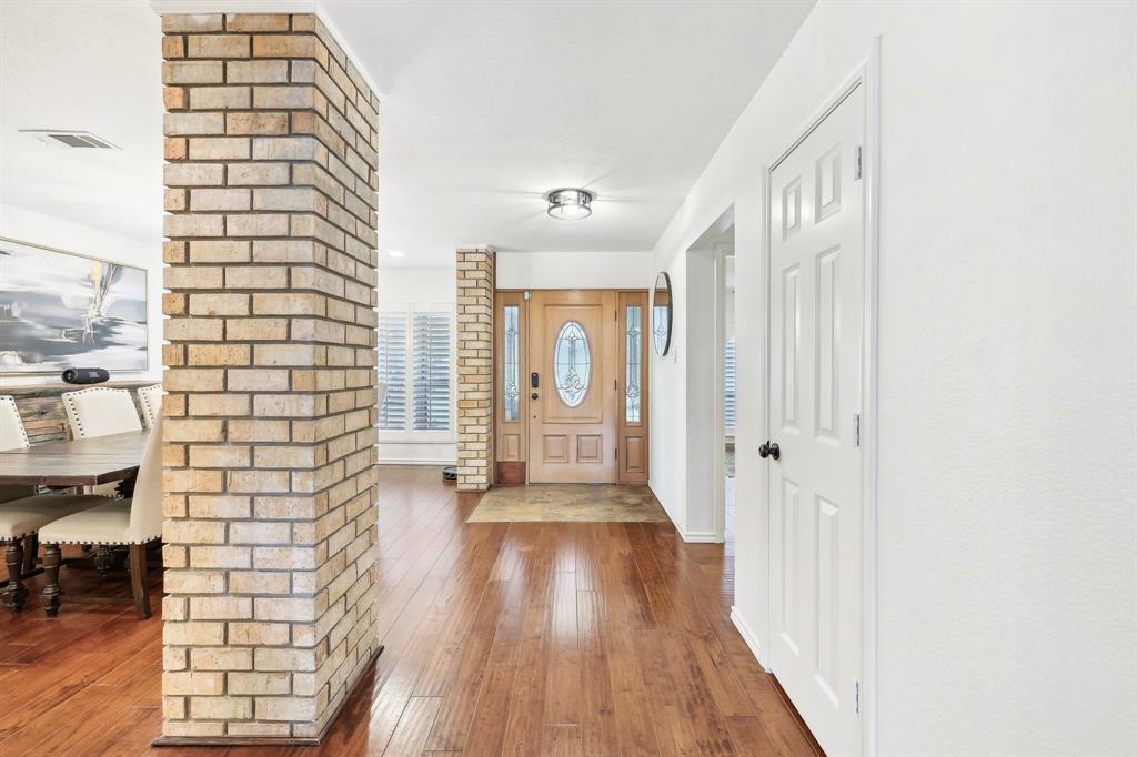 8820 Hunters Glen Trail
