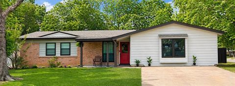 889 Jerry Lane Bedford TX 76022