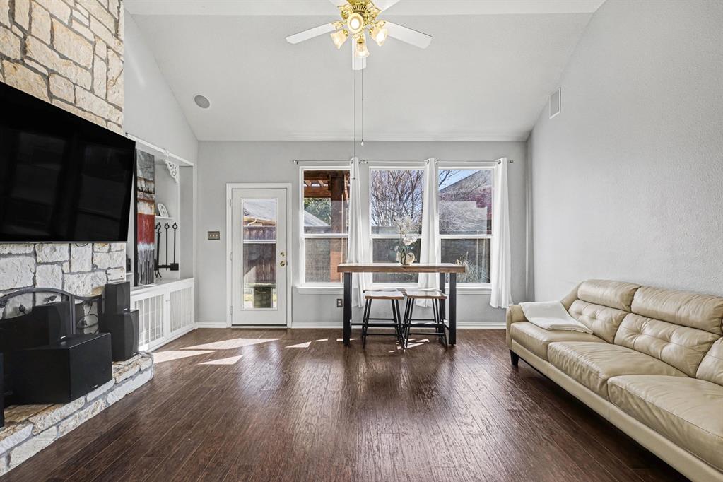 8234 Robertson Drive