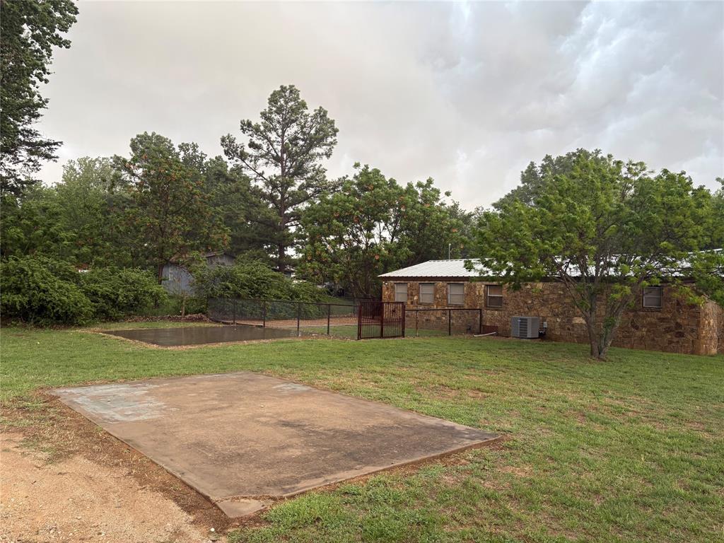 Sunset Acres Park Lake - Residential